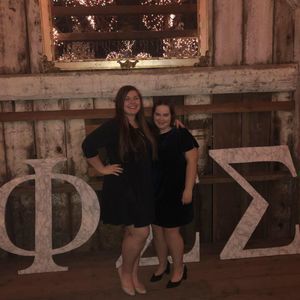 Meet your Posher, Madi